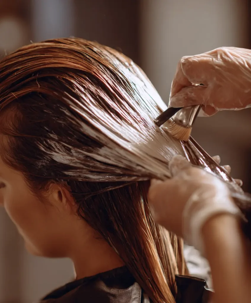 Can You Color Your Hair When You’re Pregnant ?